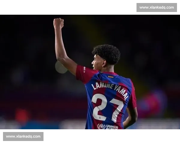 巴萨新星亚马尔恋上 30 岁网红：13 岁年龄差引爆舆论