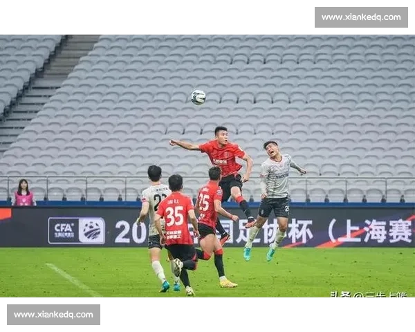 水庆霞助阵苏超,盐城阜宁球迷点燃主场激情 水庆霞助阵苏超,盐城阜宁球迷点燃主场激情